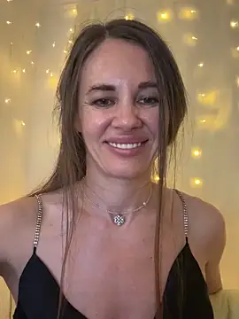 XXX chat uživo modela LucieMack