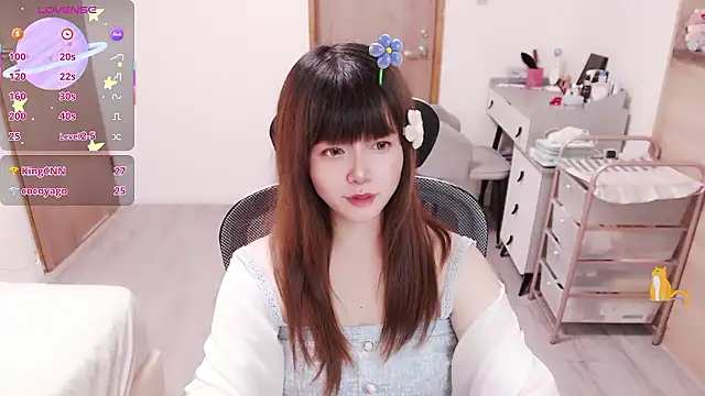 XXX chat uživo modela a0513