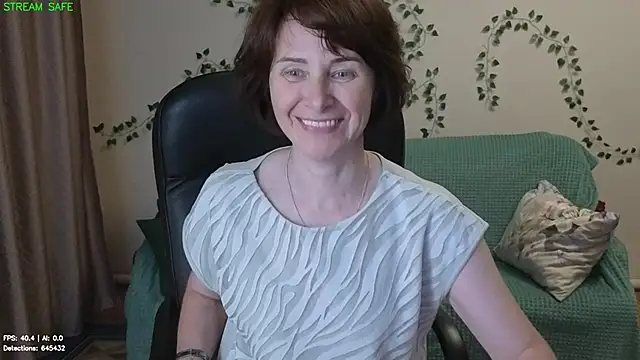 XXX chat uživo modela Lia_Tito