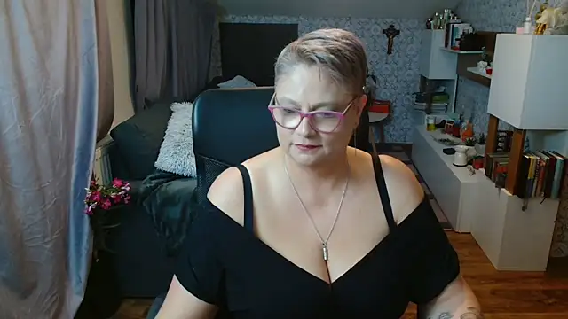 دردشة bigtits4you الجنسية المباشرة