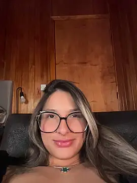 Chat XXX en directo de AliceStone19