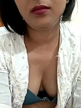 Czat XXX na żywo – Queen_Kushi4
