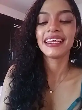 Aphrodite-777's Live XXX Chat