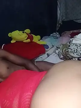צ'אט XXX בשידור חי של ChubbyMidgetxxx19