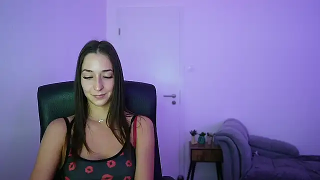 XXX chat uživo modela Crystalbrunette18