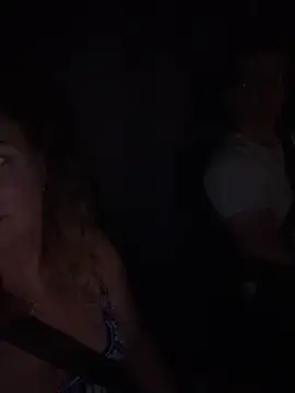 ancouple90s Adlı Modelin Canlı XXX Sohbeti