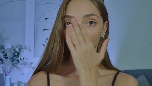 MilaVoss' Live XXX Chat