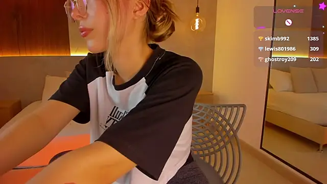 riley_sierra Chat XXX live