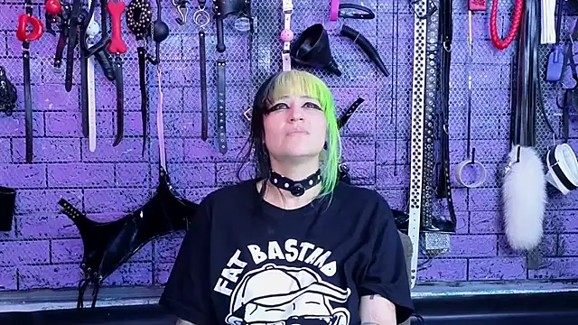 PANDORANEZZ – Naživo XXX chat