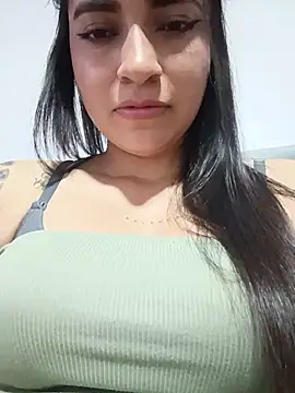Sky__19 Live XXX Chat