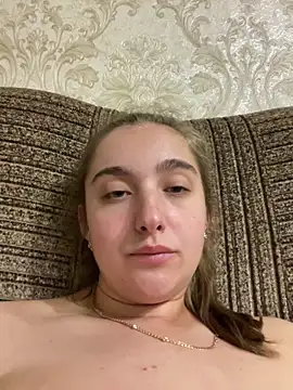 --Lovely-- – Naživo XXX chat