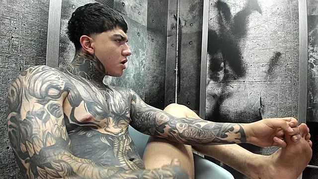 Chat XXX Live Gury_tattoo