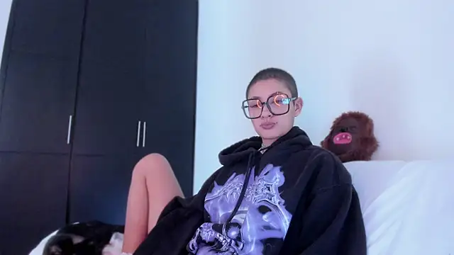 vandalovee_'s Live XXX Chat