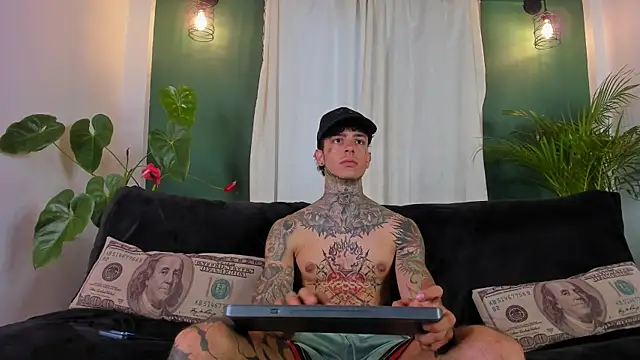 Aron_ford Live XXX-chat