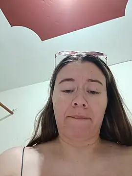 Hannah-colx Adlı Modelin Canlı XXX Sohbeti