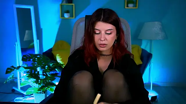 XXX chat uživo modela NicoleMun
