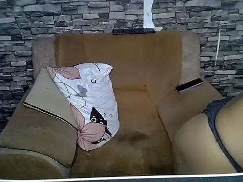 Naughtyy_xx's Live XXX Chat