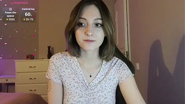XXX chat uživo modela white_liillyy