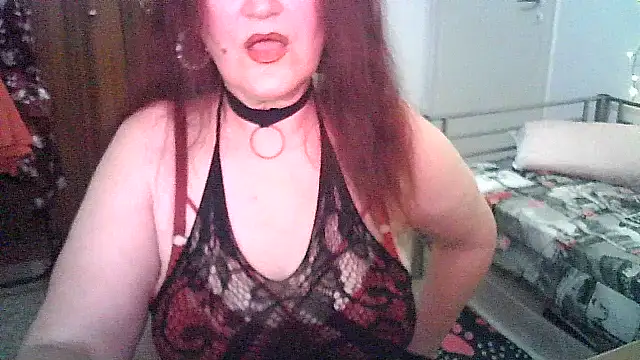 SabrinaXlovess: онлайн-секс-чат