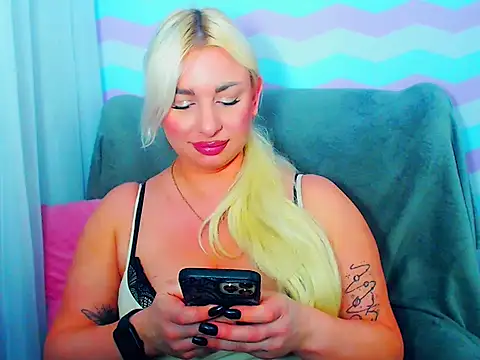 LuxuriaGoddess Live XXX-chat