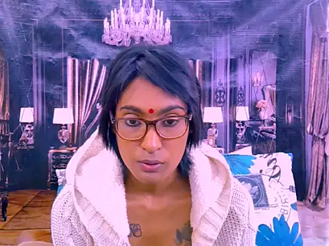 IndianRebel4u2Luv – Naživo XXX chat