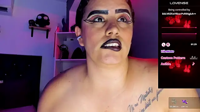 Chatroom XXX en direct de MariaGaitan