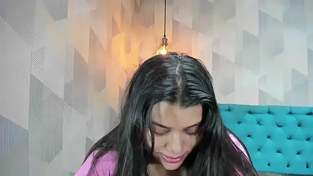 LindaBreeS 现场XXX聊天