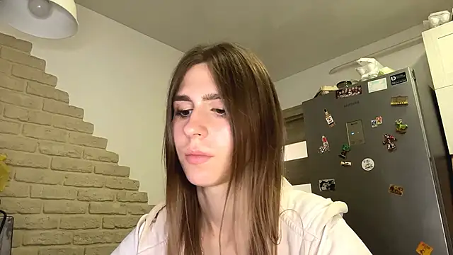 ZaraGuyette Adlı Modelin Canlı XXX Sohbeti