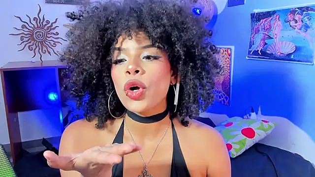 Raven_luv Chat XXX in diretta