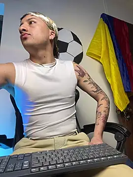 Dereck_Klain Chat XXX in diretta