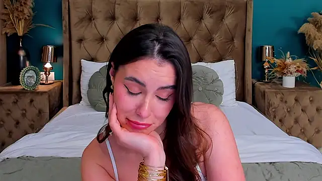 LunaKale's Live XXX Chat