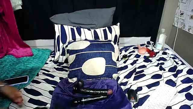 แชท XXX สดของ MissBOOBSDIVA21