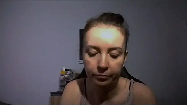 Chat +18 de JenniferAlone ao vivo