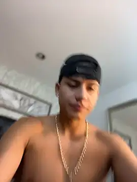 Lander_Cruz Chat XXX live
