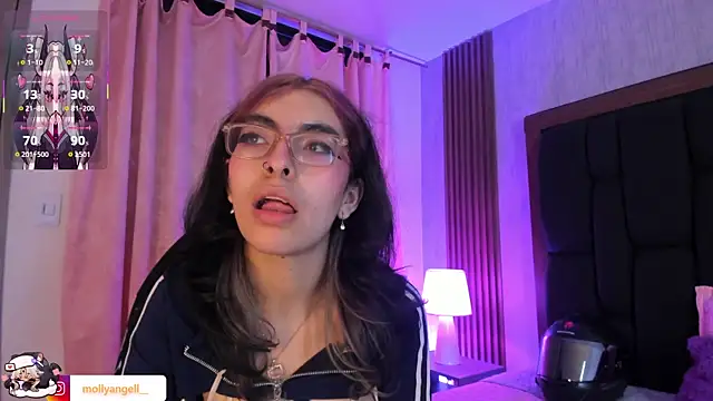 Molly_A XXX чат на живо