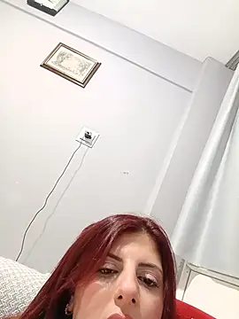 Ufkiziln Live XXX chat