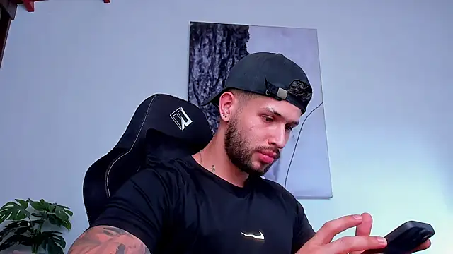 Chat +18 de Santos_ramirez1 ao vivo