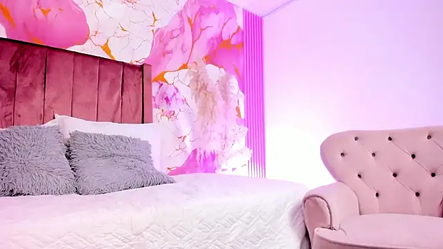 Kim_Tyler's Live XXX Chat