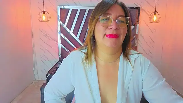 Chat +18 de MaylinRosse_ ao vivo
