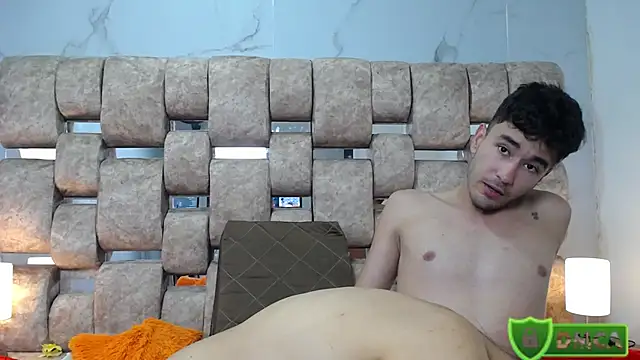 Czat XXX na żywo – KathyAiden