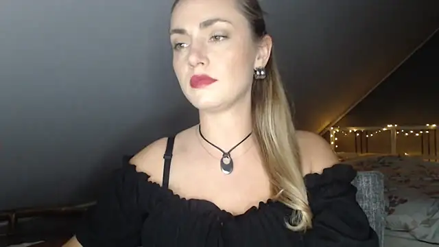Chatroom XXX en direct de ScarlettSensitive