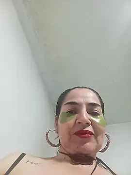 MaryRoze_ Chat XXX in diretta