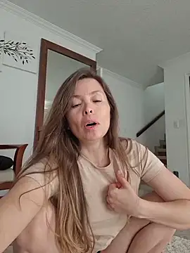 XXX chat uživo modela karina_warthon