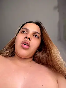 XXX chat uživo modela Colibri_xxx