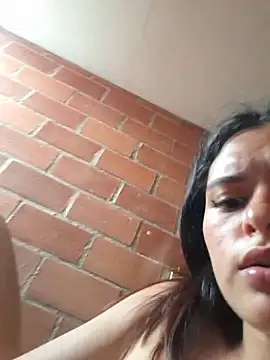 Chatroom XXX en direct de diablitaxhot