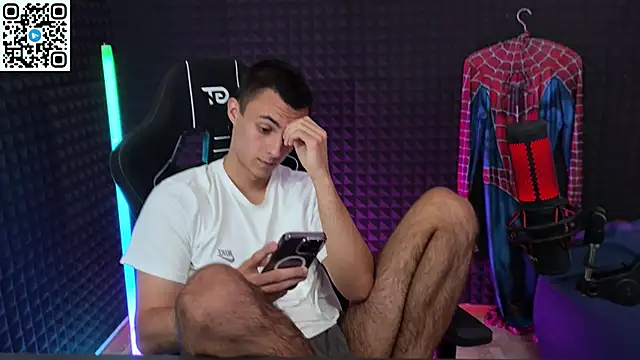 Hols_20 ওয়েবক্যাম শো