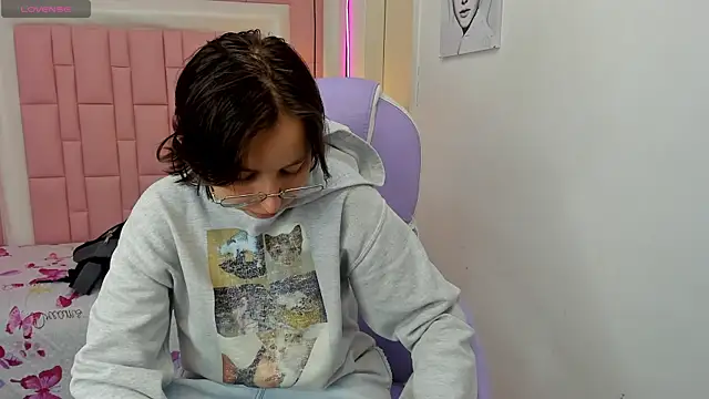 Živý XXX chat Klaret_Toy