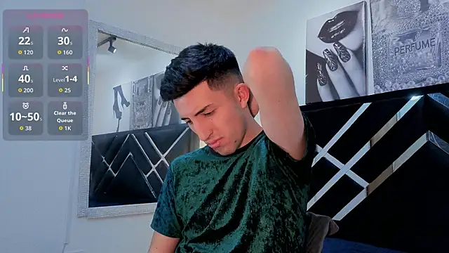 Un_Sluttyy Obrolan Langsung XXX