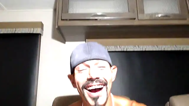 ThickD2C's Live XXX Chat
