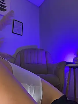 Amberonee31 라이브 XXX 채팅